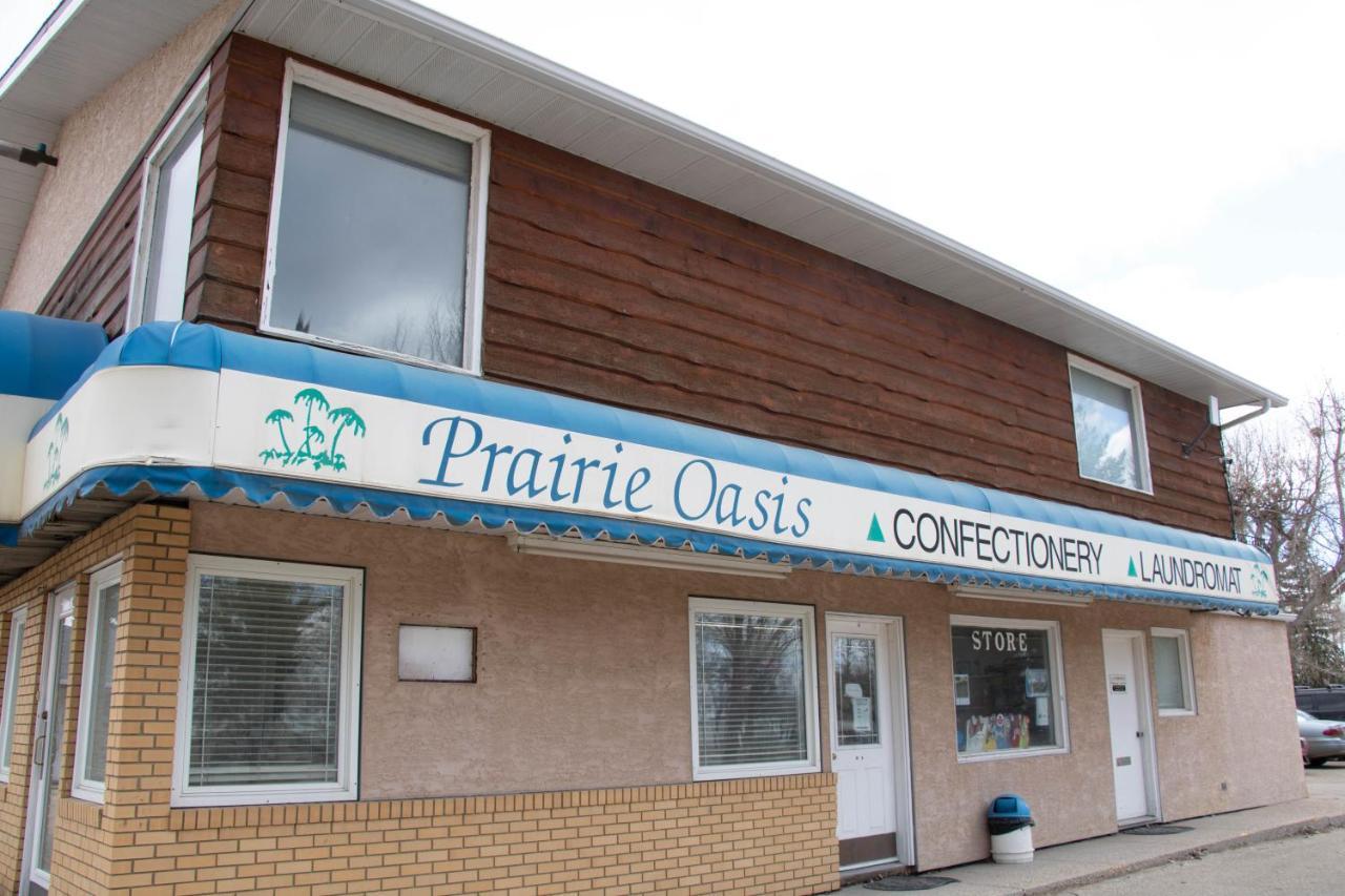 Prairie Oasis Tourist Complex Motel Moose Jaw Eksteriør bilde